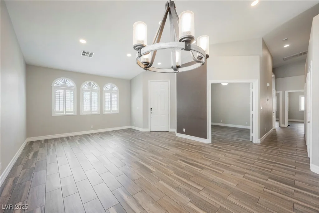 3882 Genoa, Las Vegas, NV 89141