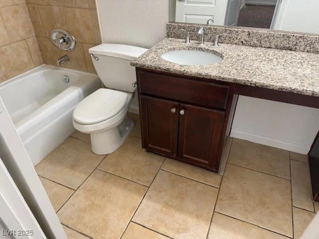 793 Oakmont, Las Vegas, NV 89109