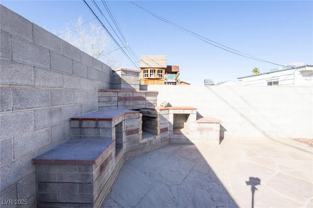 119 Cedar, Henderson, NV 89015