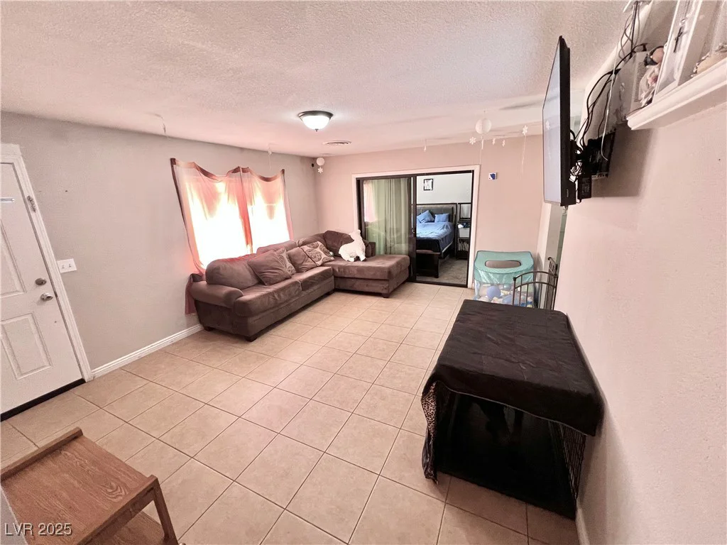 4109 Studio, Las Vegas, NV 89115