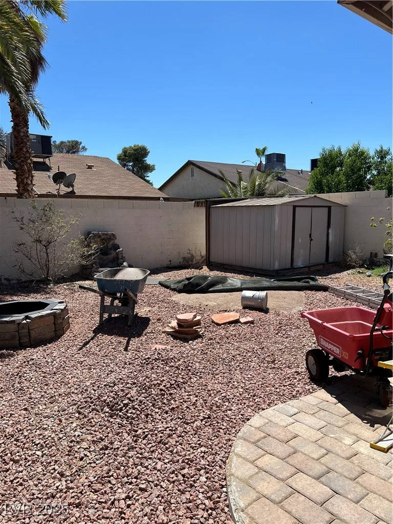 7247 Manatee, Las Vegas, NV 89147