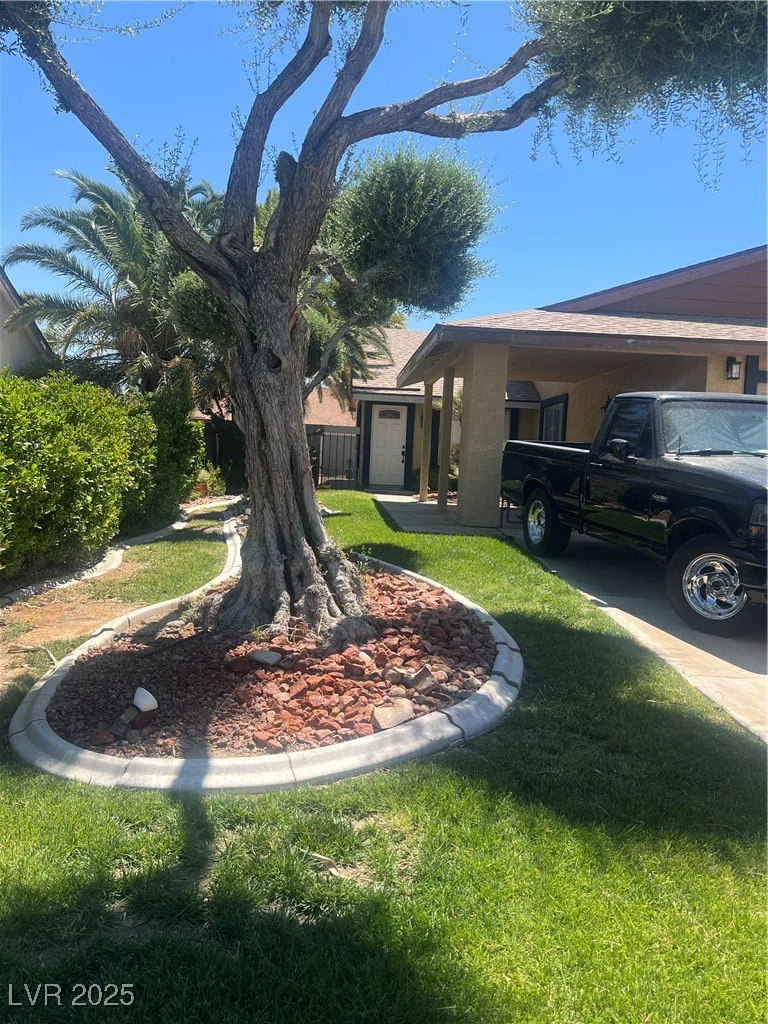 7247 Manatee, Las Vegas, NV 89147