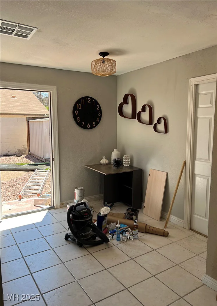 7247 Manatee, Las Vegas, NV 89147