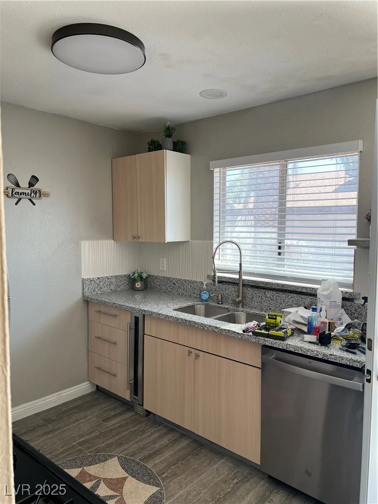 7247 Manatee, Las Vegas, NV 89147