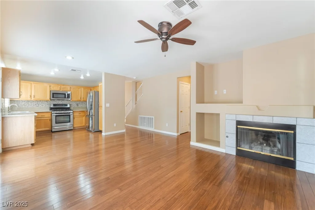 10204 Waseca, Las Vegas, NV 89144