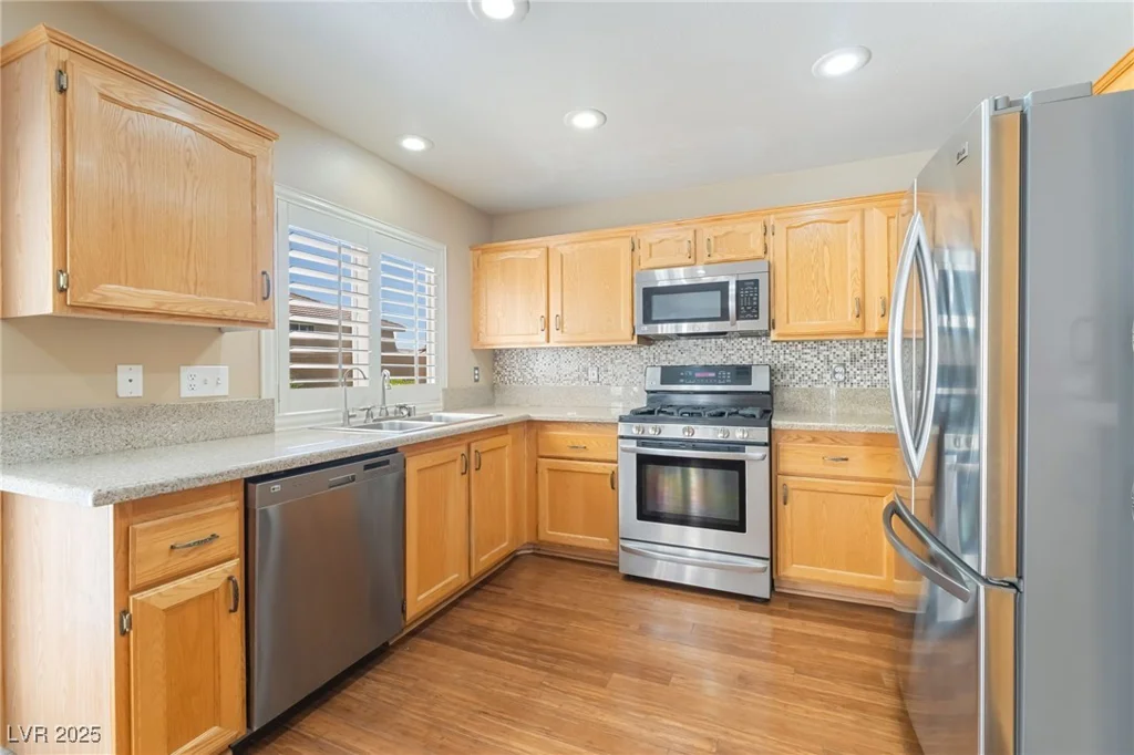 10204 Waseca, Las Vegas, NV 89144
