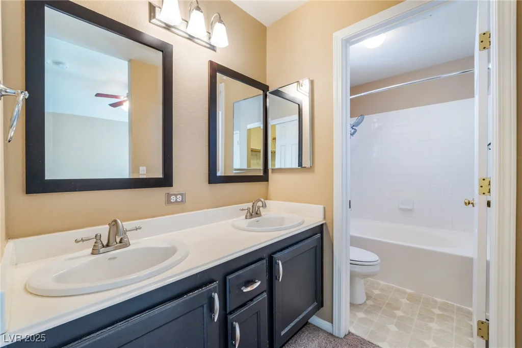 10204 Waseca, Las Vegas, NV 89144