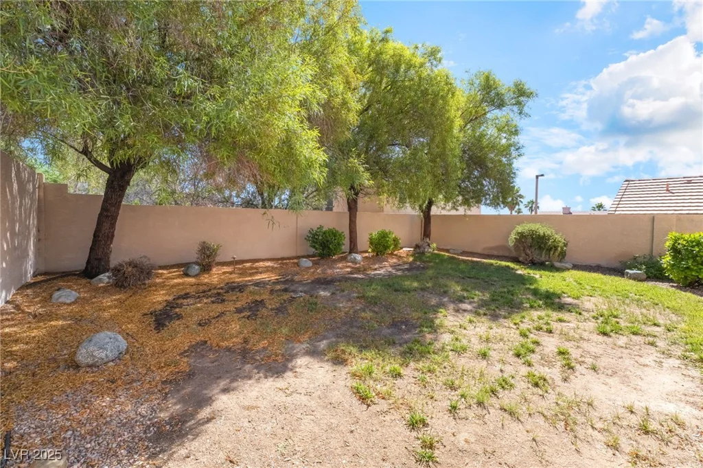 10204 Waseca, Las Vegas, NV 89144