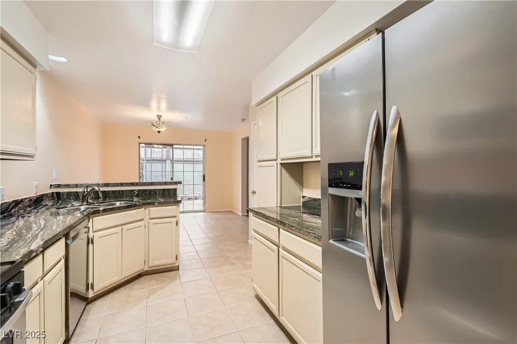 2816 Dawn Crossing, Henderson, NV 89074