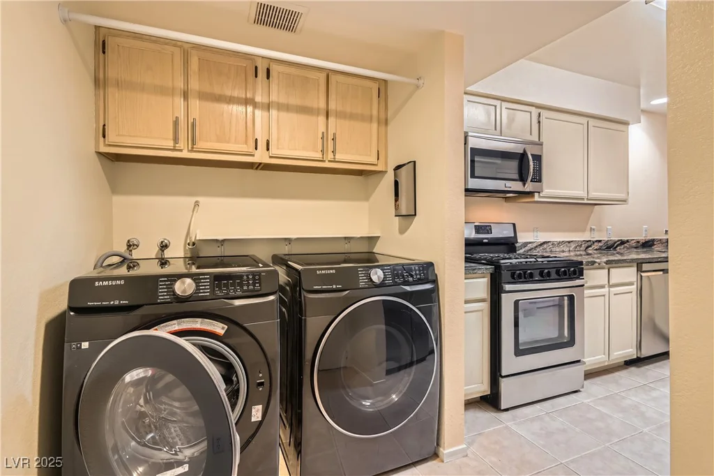 2816 Dawn Crossing, Henderson, NV 89074