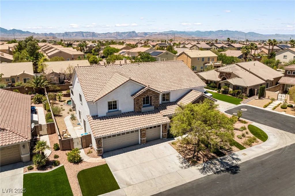 10707 Sleepy Mist, Las Vegas, NV 89141