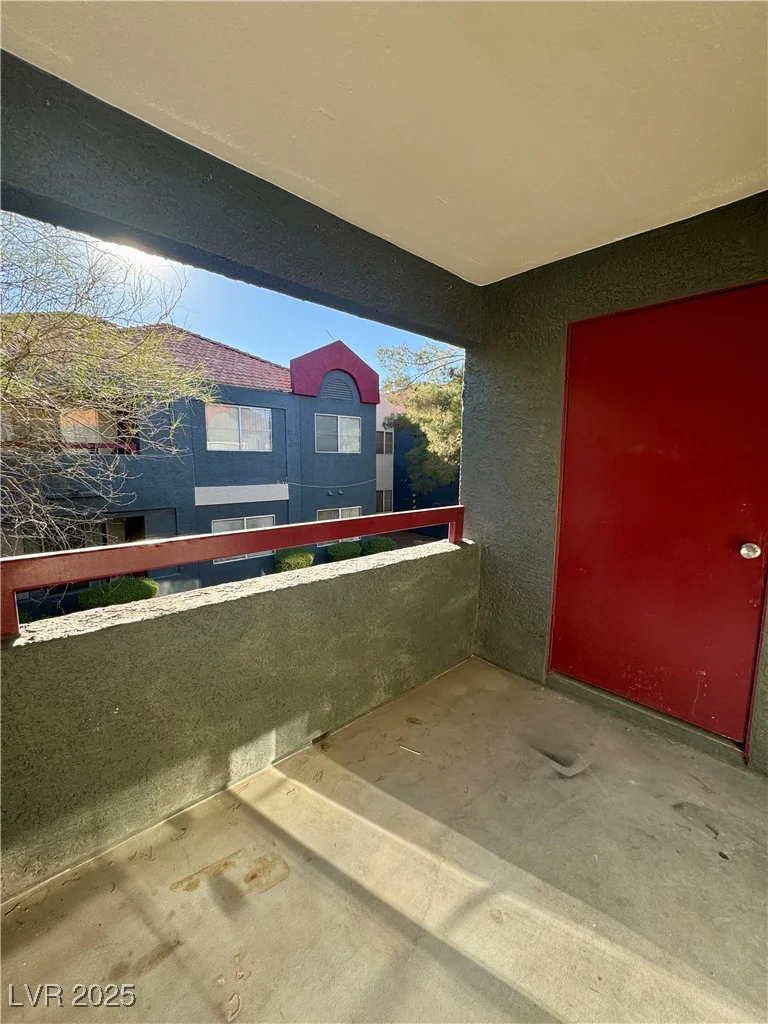 8600 Charleston, Las Vegas, NV 89117