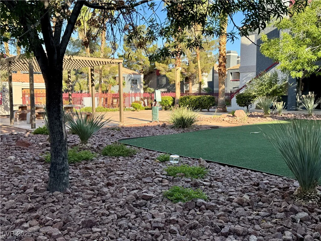 8600 Charleston, Las Vegas, NV 89117