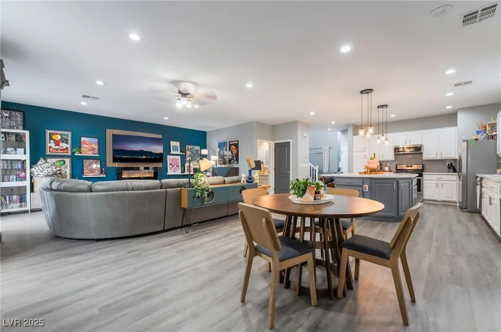 8143 Cheerful Valley, Las Vegas, NV 89178