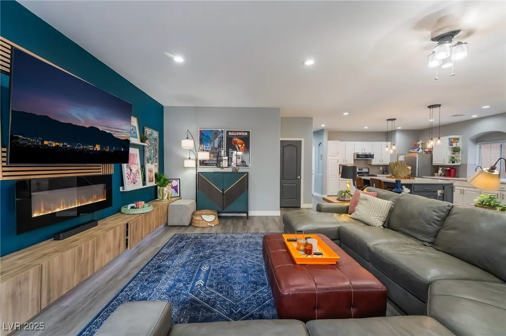 8143 Cheerful Valley, Las Vegas, NV 89178