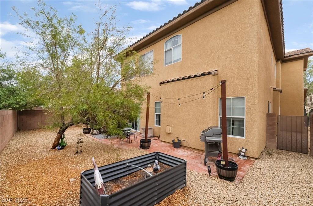 8143 Cheerful Valley, Las Vegas, NV 89178