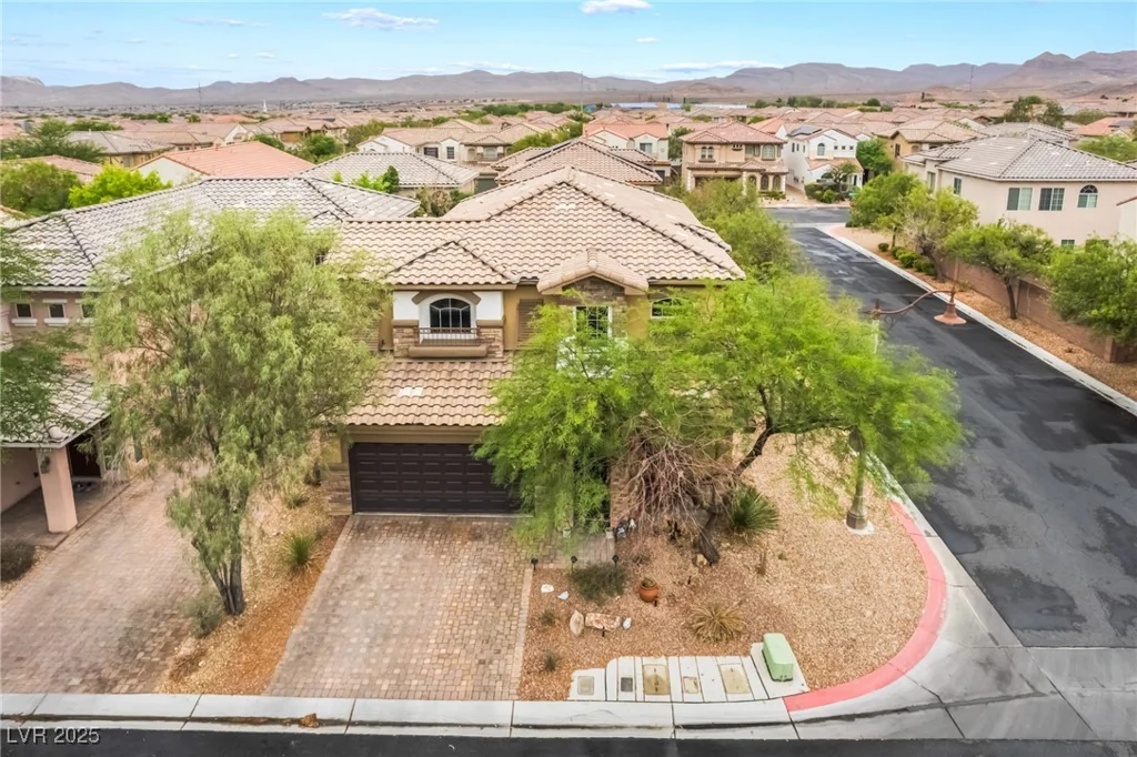 8143 Cheerful Valley, Las Vegas, NV 89178