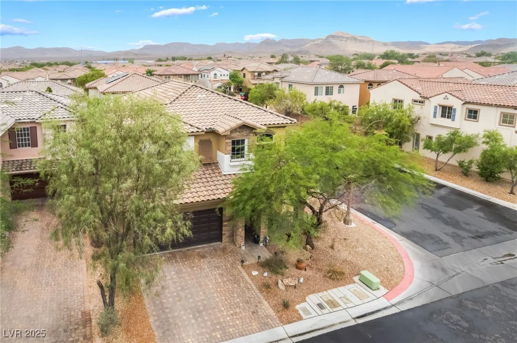 8143 Cheerful Valley, Las Vegas, NV 89178