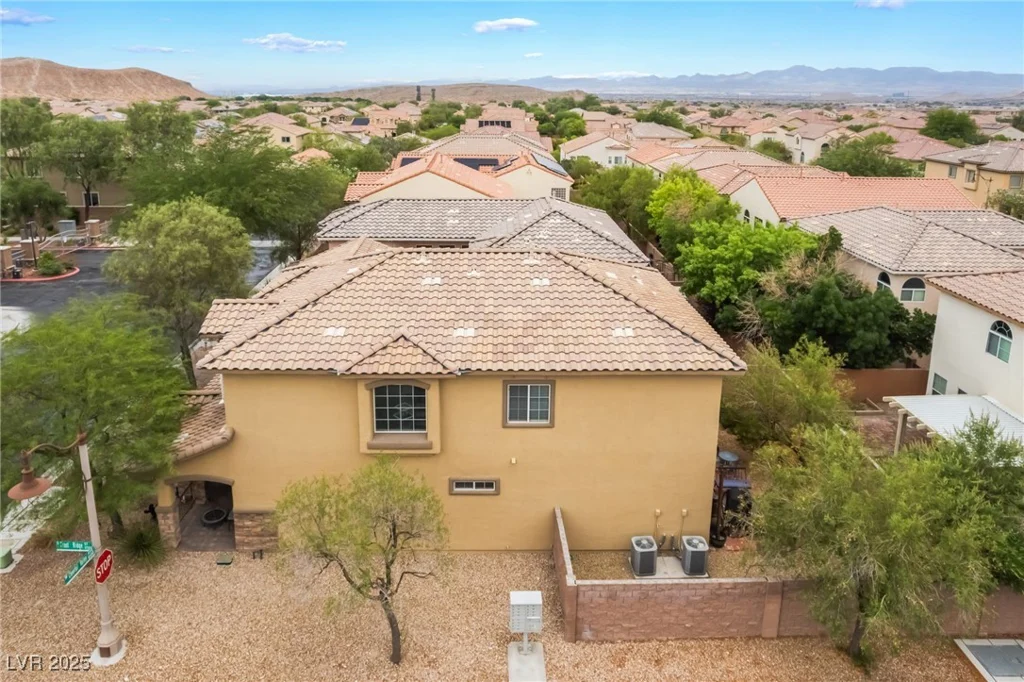 8143 Cheerful Valley, Las Vegas, NV 89178
