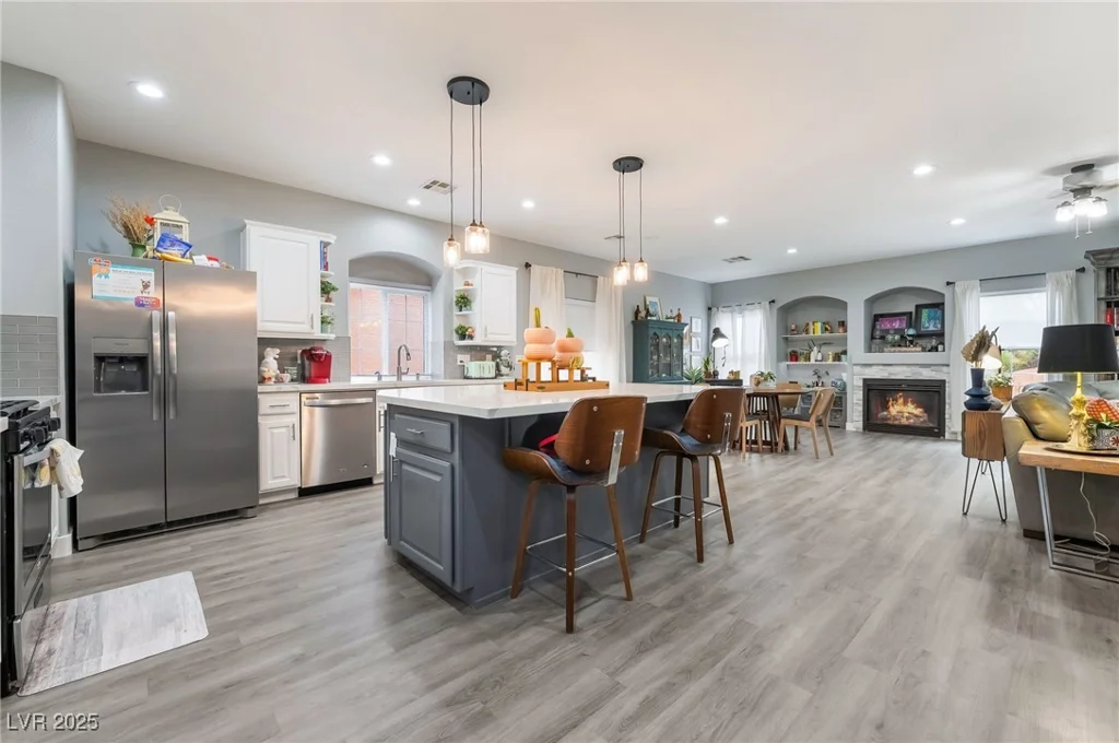 8143 Cheerful Valley, Las Vegas, NV 89178