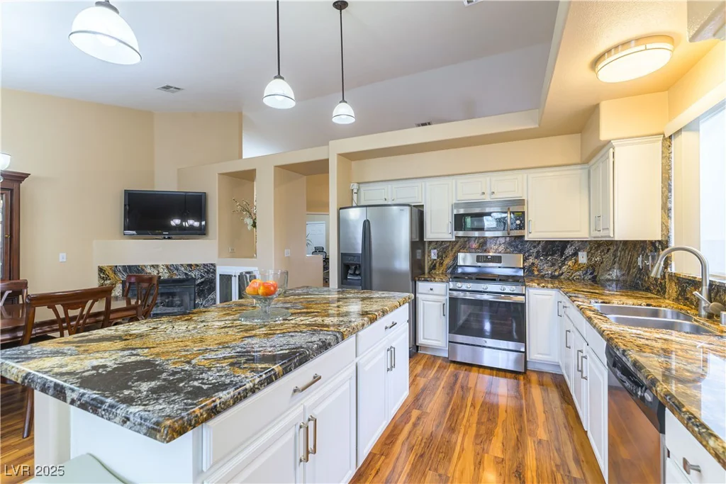 5620 Silver Belle, Las Vegas, NV 89149
