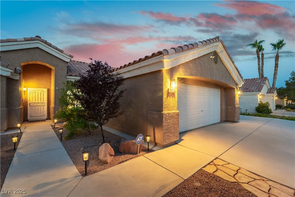 5620 Silver Belle, Las Vegas, NV 89149