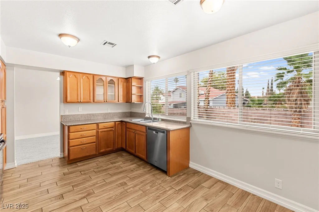 5195 Ganado, Las Vegas, NV 89103