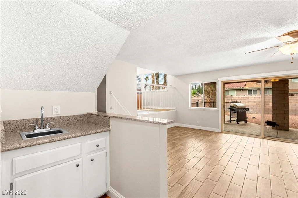 5195 Ganado, Las Vegas, NV 89103