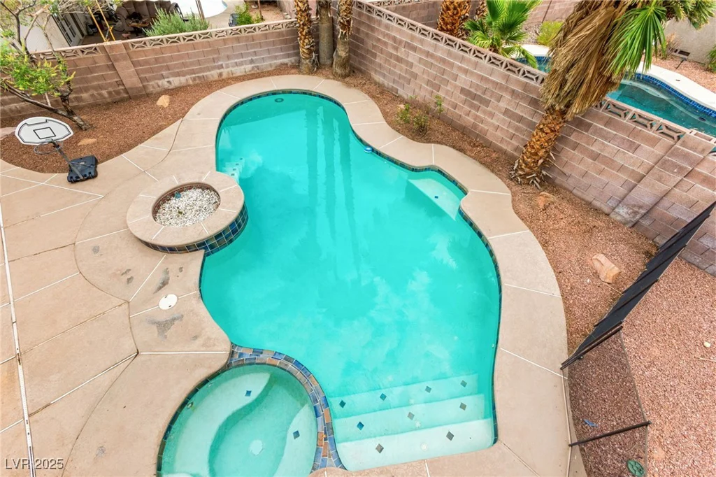 5195 Ganado, Las Vegas, NV 89103
