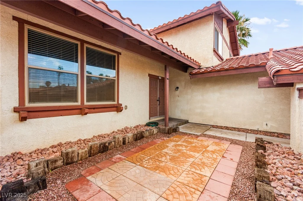 5195 Ganado, Las Vegas, NV 89103
