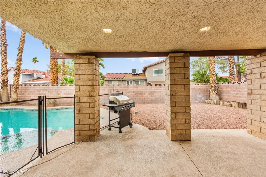 5195 Ganado, Las Vegas, NV 89103
