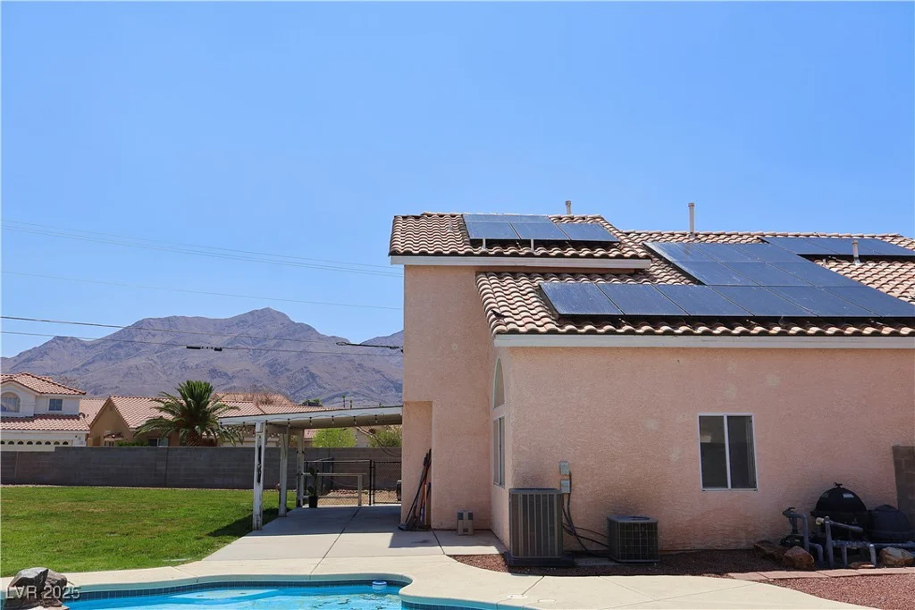 6492 Silent Pine, Las Vegas, NV 89156