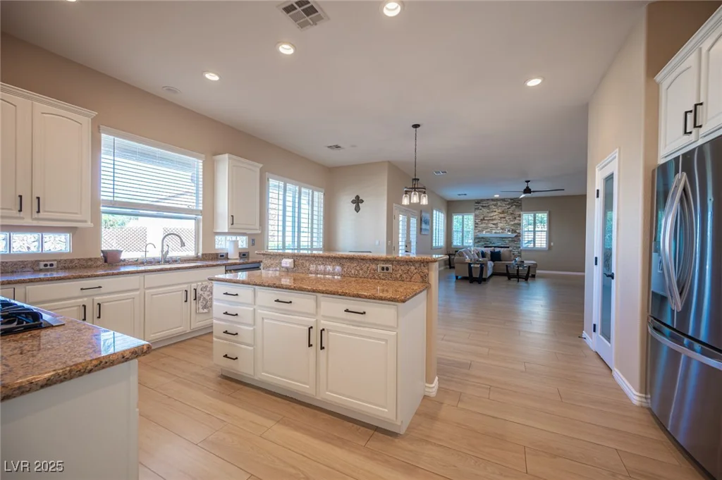 9612 Saint Claude, Las Vegas, NV 89148