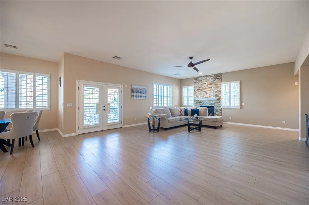 9612 Saint Claude, Las Vegas, NV 89148