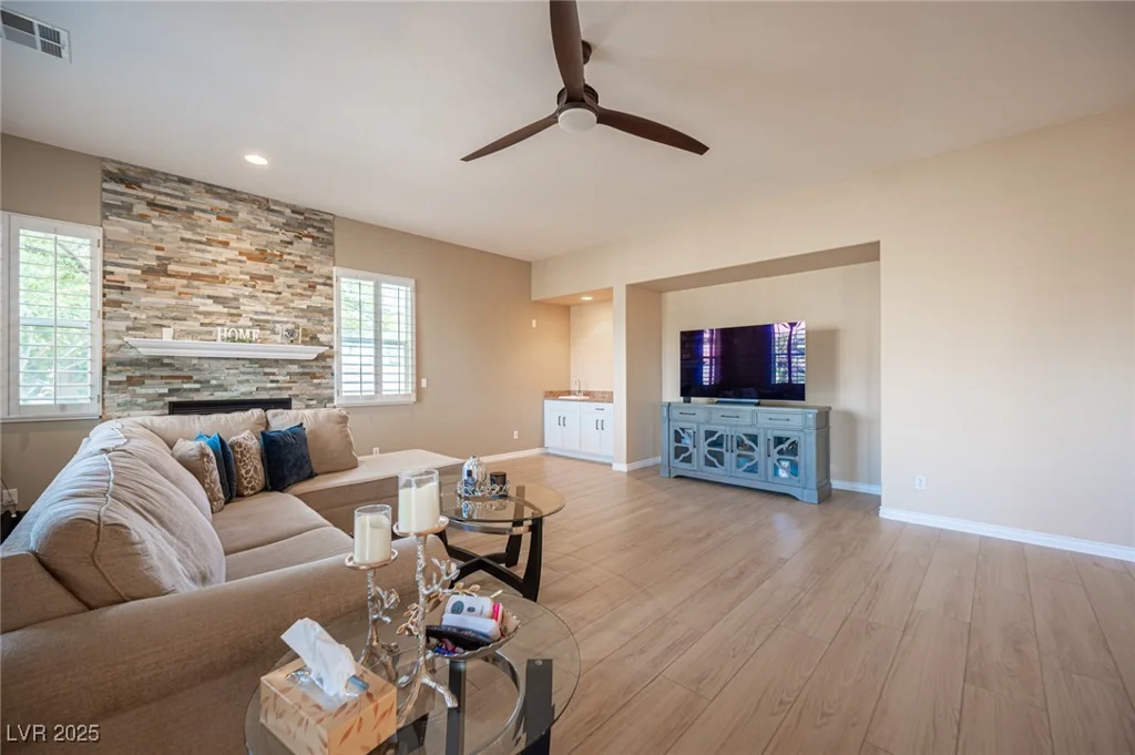 9612 Saint Claude, Las Vegas, NV 89148