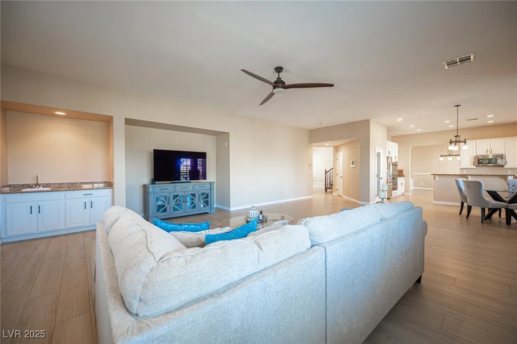 9612 Saint Claude, Las Vegas, NV 89148