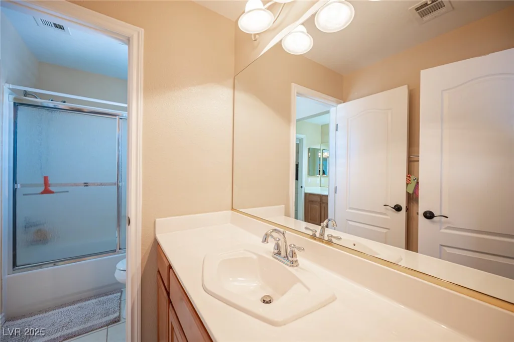 9612 Saint Claude, Las Vegas, NV 89148