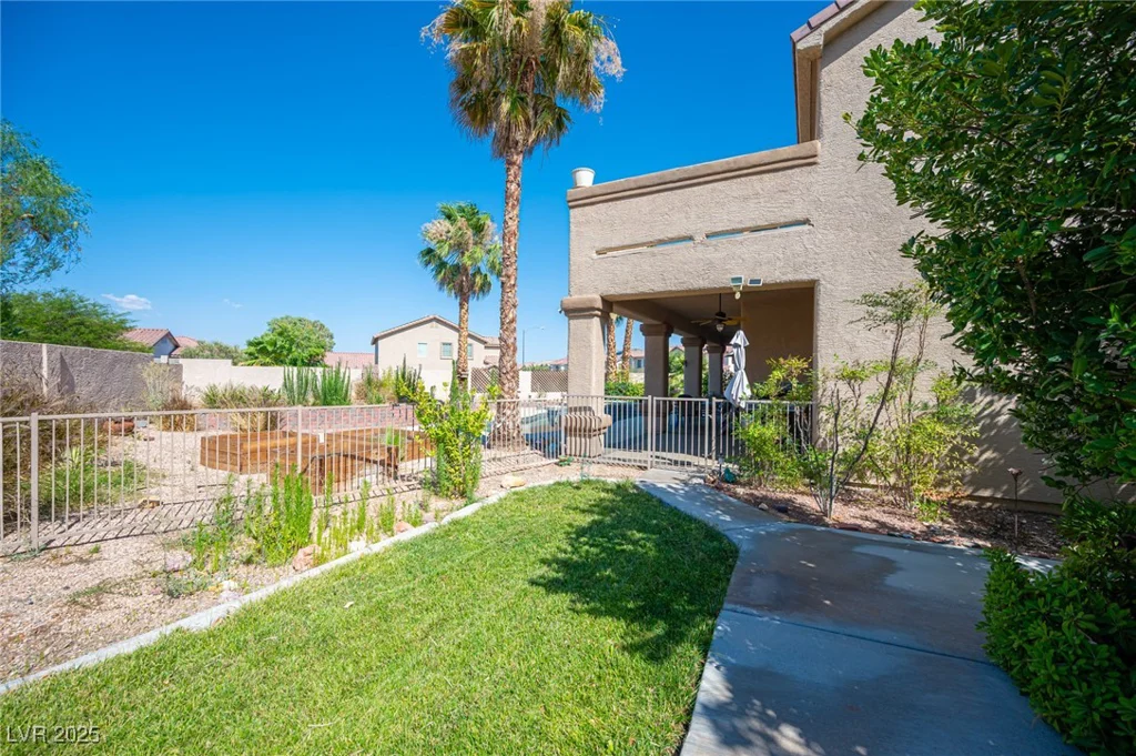 9612 Saint Claude, Las Vegas, NV 89148