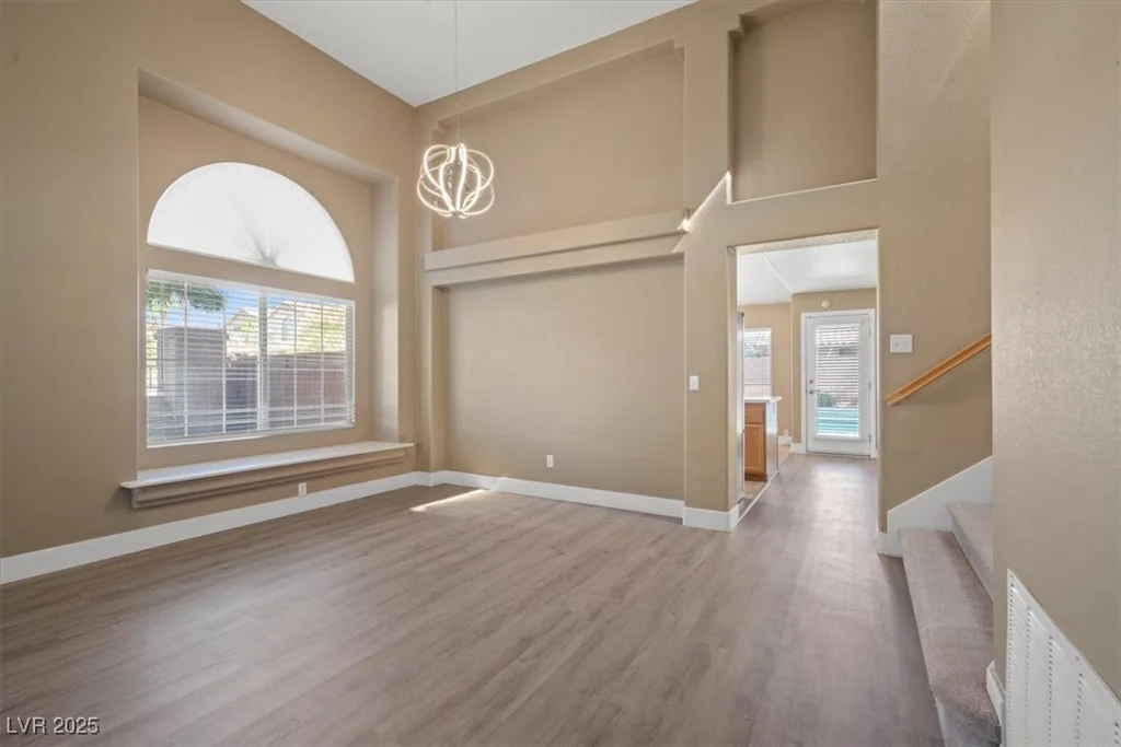 9794 Ice Box Canyon, Las Vegas, NV 89117