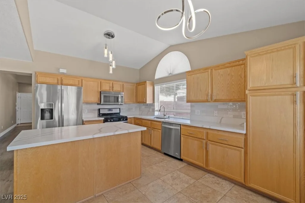 9794 Ice Box Canyon, Las Vegas, NV 89117