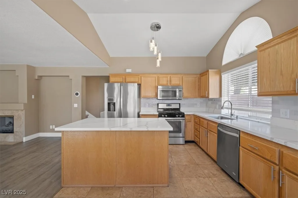 9794 Ice Box Canyon, Las Vegas, NV 89117