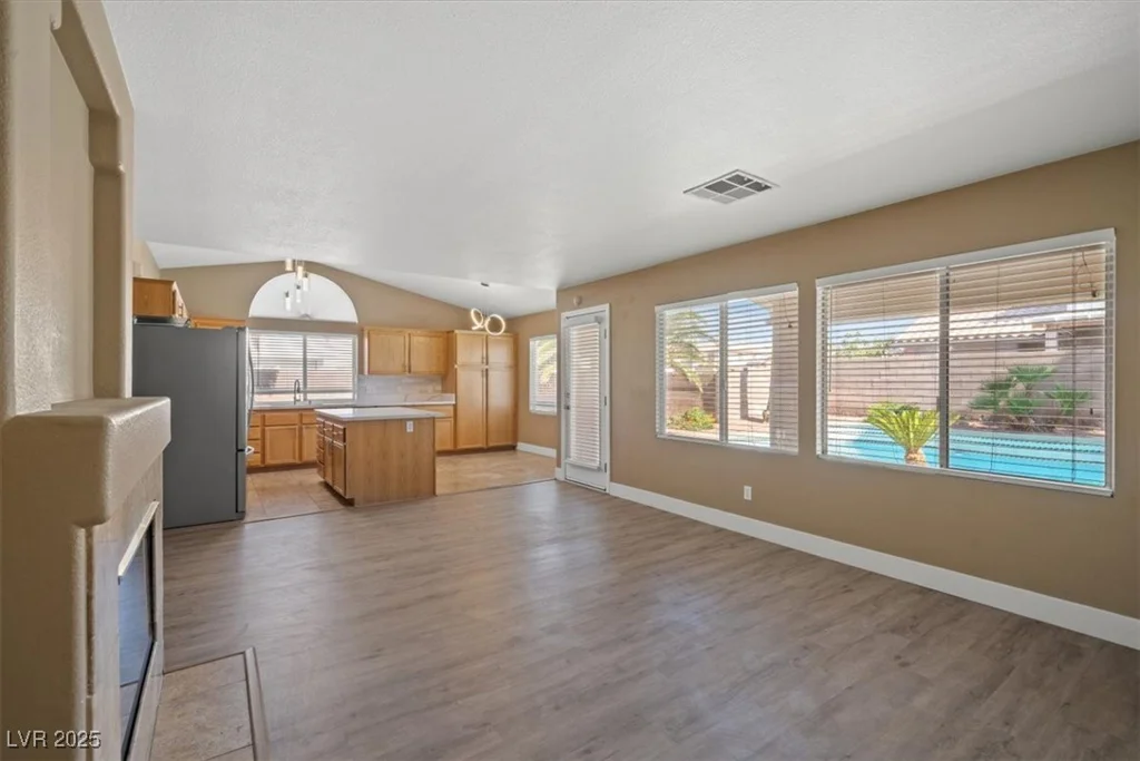 9794 Ice Box Canyon, Las Vegas, NV 89117