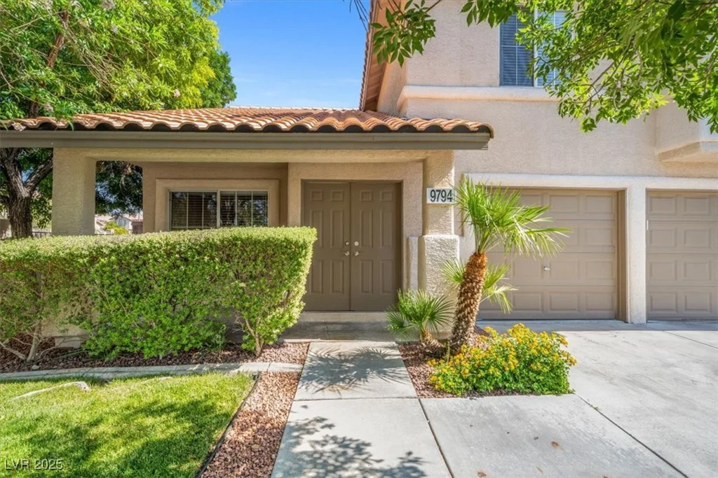 9794 Ice Box Canyon, Las Vegas, NV 89117