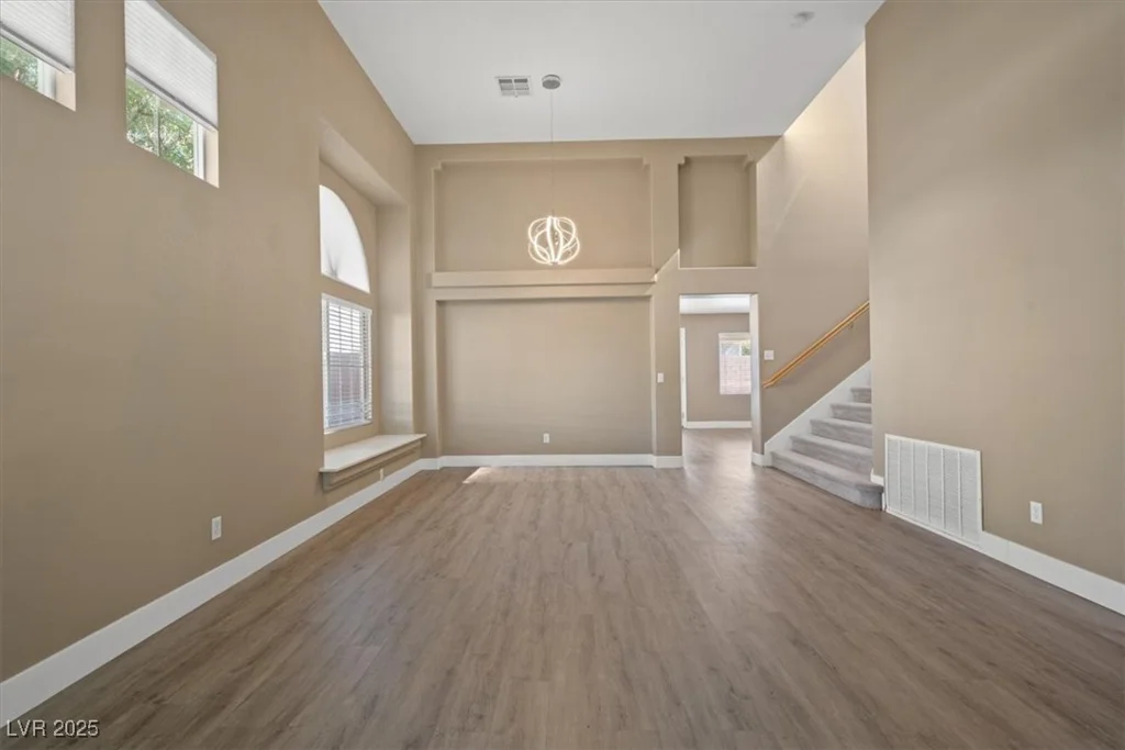 9794 Ice Box Canyon, Las Vegas, NV 89117