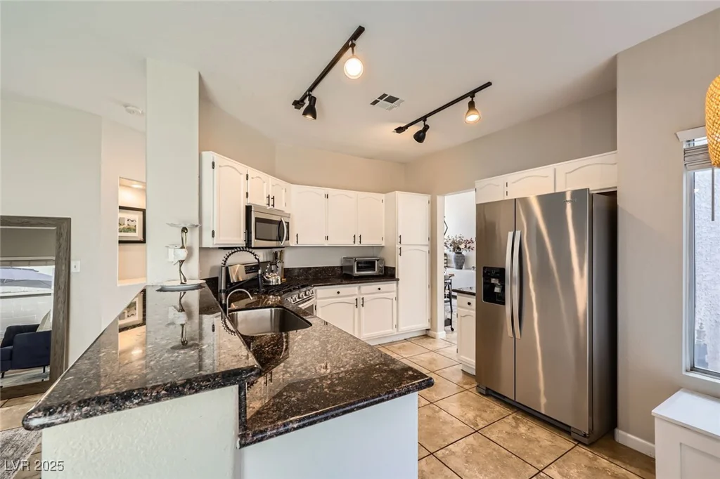2535 Cortina, Henderson, NV 89074