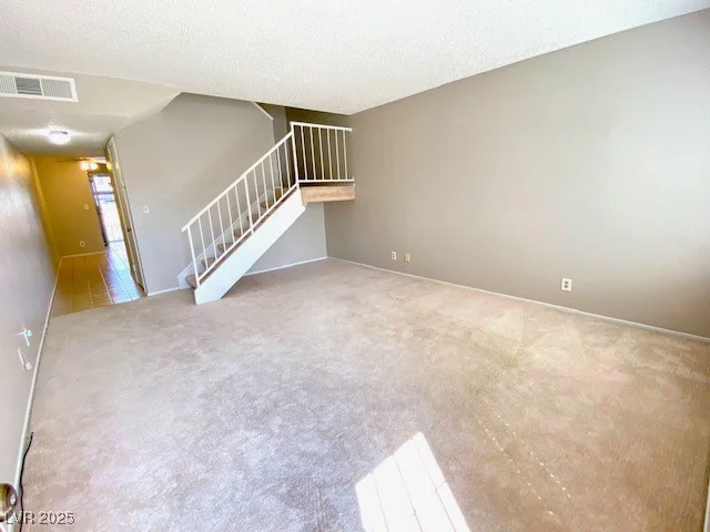 4242 Mississippi, Las Vegas, NV 89103