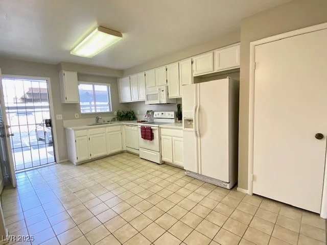 4242 Mississippi, Las Vegas, NV 89103
