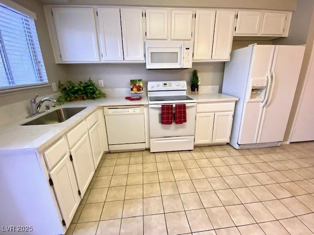 4242 Mississippi, Las Vegas, NV 89103
