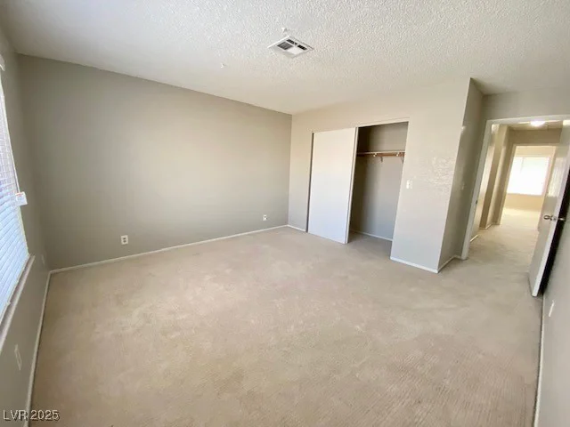 4242 Mississippi, Las Vegas, NV 89103
