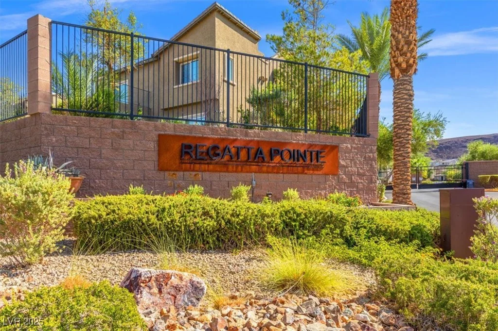15 Via Amarone, Henderson, NV 89011